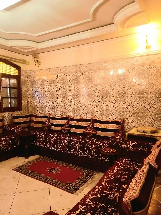 Stay With Low Budget Marrakesh 0*,  Marocco