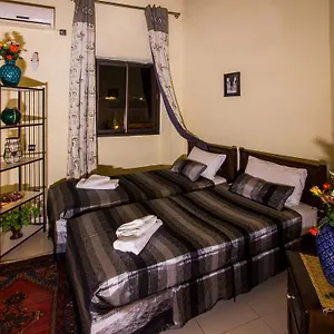 2* Hotel Amira Et